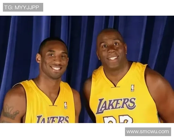 科比与足球明星的珍贵合照回顾展现体育精神与友谊的完美结合 科比与足球明星的珍贵合照回顾展现体育精神与友谊的完美结合