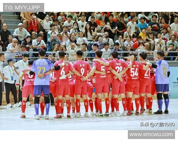 足球明星私密瞬间曝光引发热议球迷热衷分享激凹照背后的故事与情感